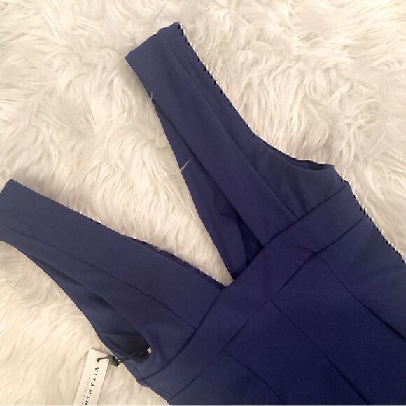 NWT Vitamin A ‘Aria’ One-Piece BioSculpt Swimsuit Size S (6) - Picture 8 of 10